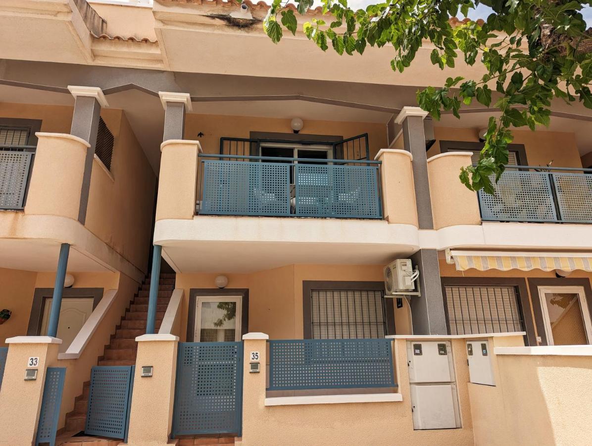 Apartamento Las Palmeras - Con Terraza, Barbacoa, Aire Acondicionado Y A 250M De La Playa! 洛斯阿尔卡萨雷斯 外观 照片