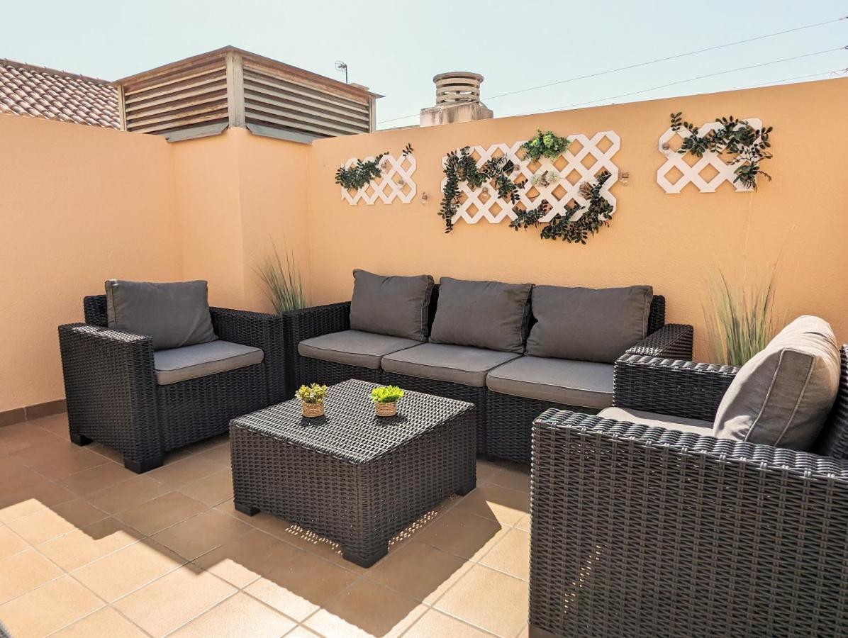 Apartamento Las Palmeras - Con Terraza, Barbacoa, Aire Acondicionado Y A 250M De La Playa! 洛斯阿尔卡萨雷斯 外观 照片